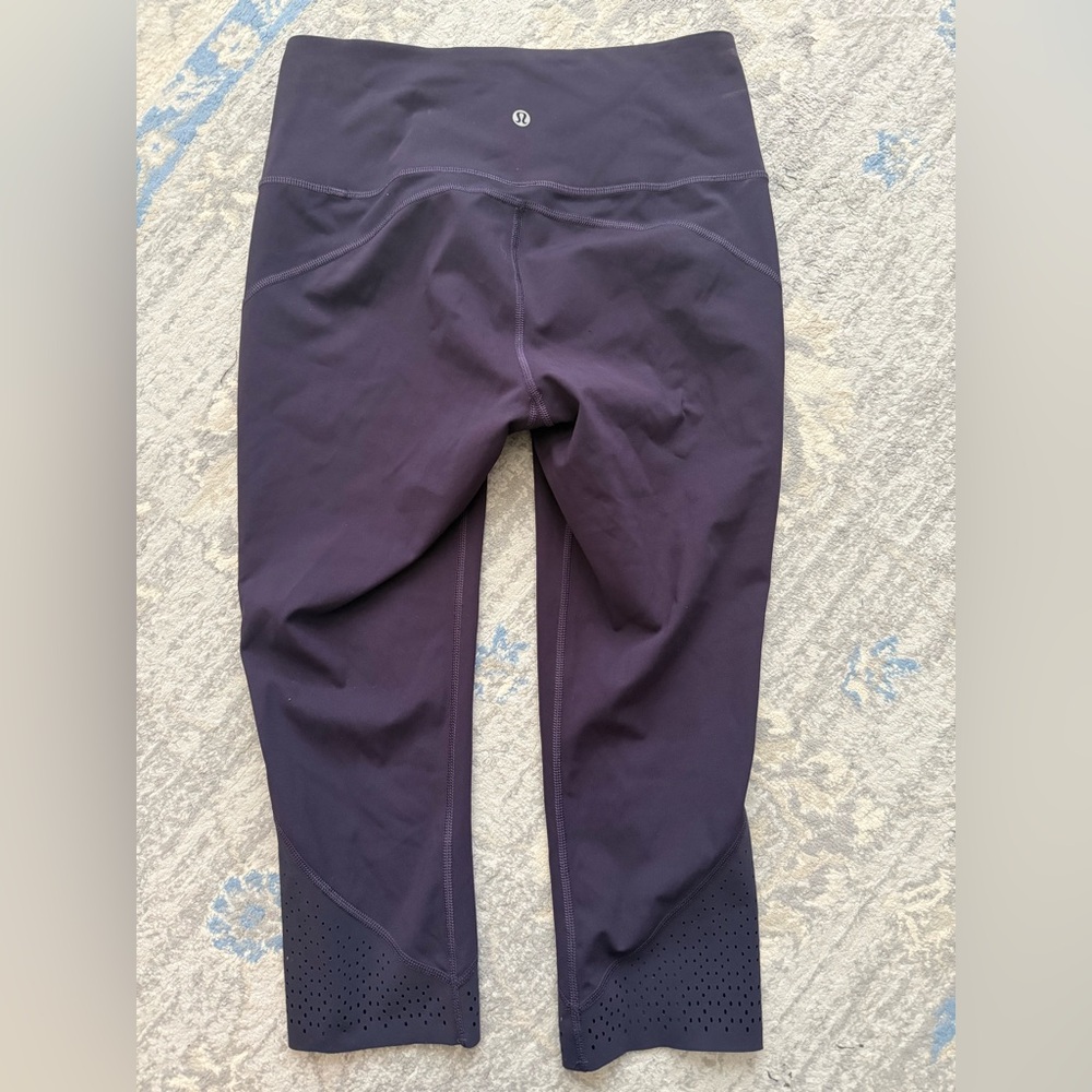 Lululemon Anew Crop (21") Black Grape - Picture 3 of 7